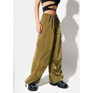 SOLADO  Slant Pocket Drawstring Low Waist Parachute Cargo pants Green XS NWT